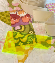 Load image into Gallery viewer, Quilt Binding Tool